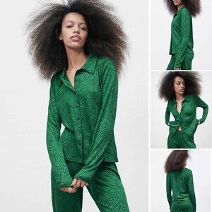 ZARA Button Down Shirt Crepe Green Animal Print Jacquard Long Sleeve Stretch
